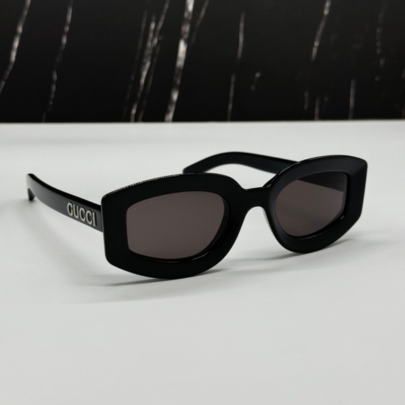 NEW GUCCI GG1719S 001 BLACK GREY WOMEN GUCCI SUNGLASSES - Picture 4 of 10